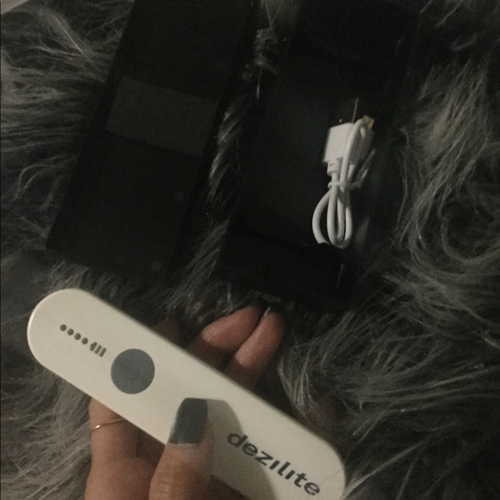 Compact uv sSanitizer lamp